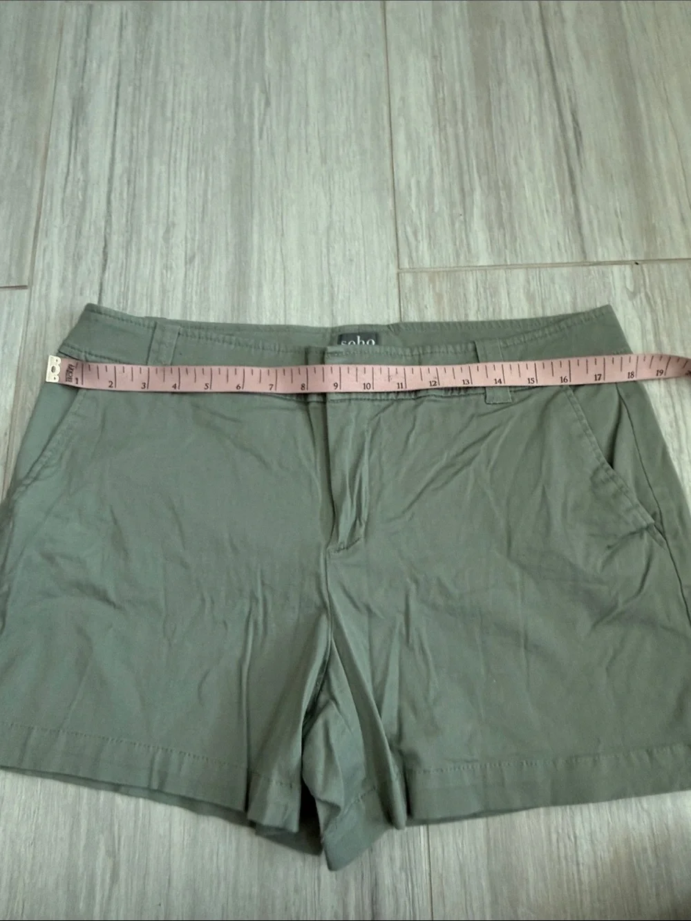 New‎ York & Company light green grey Casual Chino Shorts size 10 structured